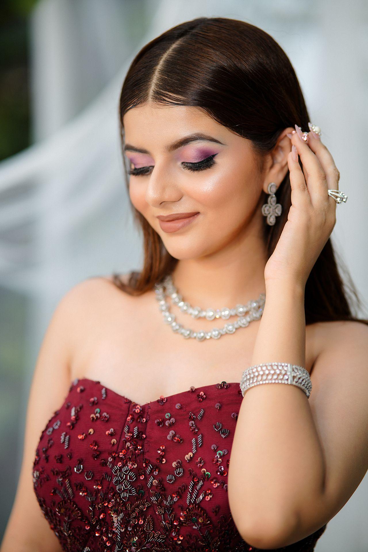 Bridal makeup by Anuradha Makeup Artist in Thane, Mumbai, Navi Mumbai